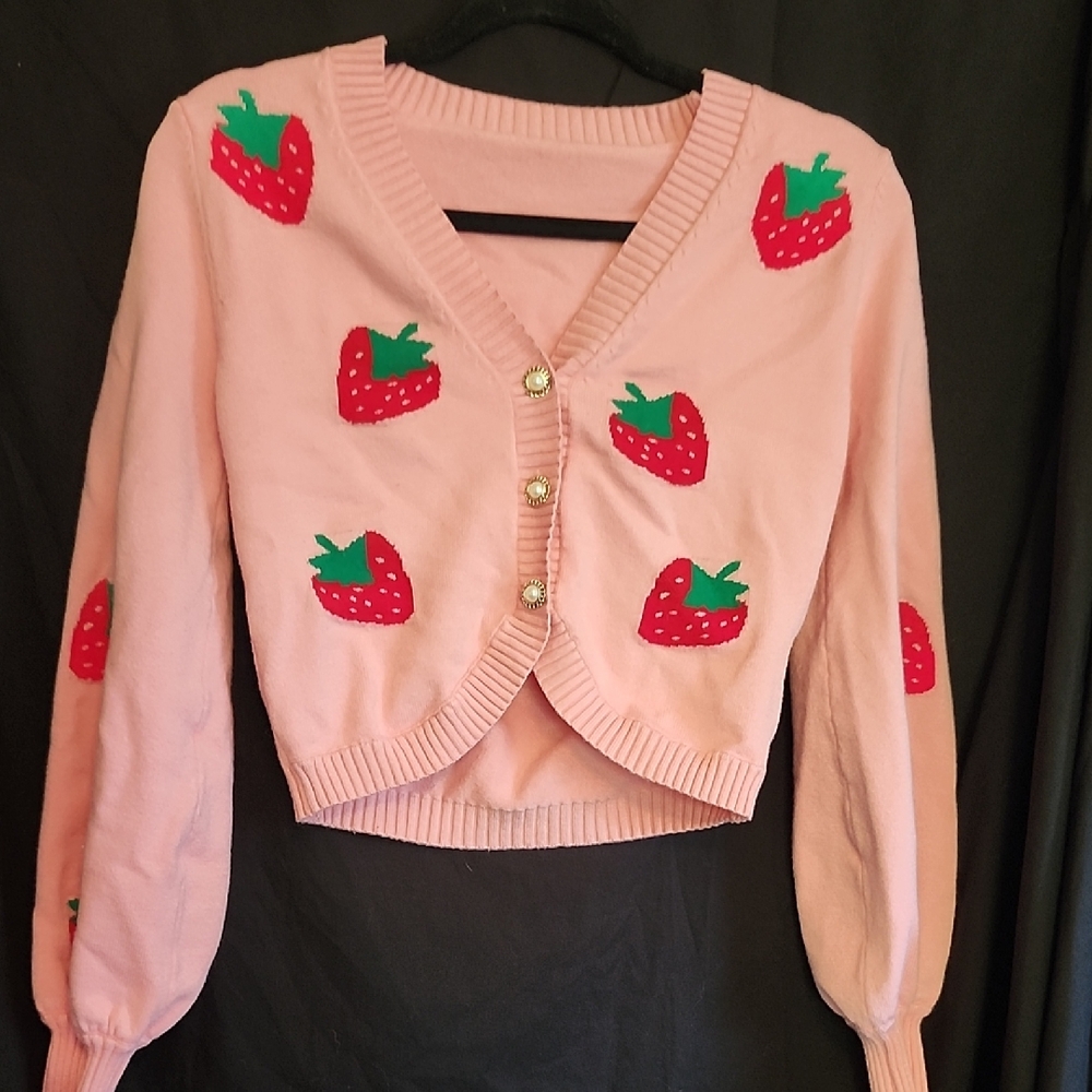 Hufuded Pink Cardigan with Strawberry Design